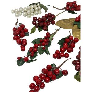 VTG Red Berries Wired Stems Artificial Christmas Holiday Floral Decor Pick‎ Lot